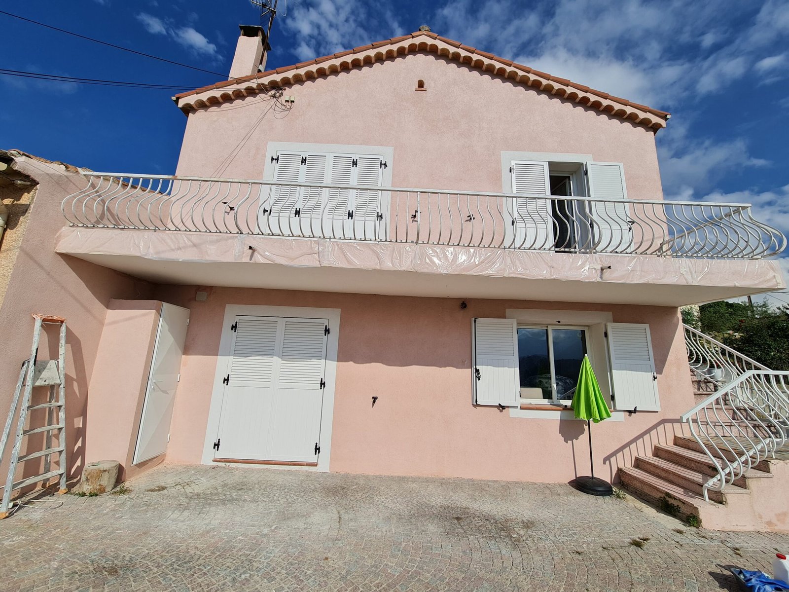 Peinture sur cloison carreaux plâtre Mougins - Sud Artiste Rénovation