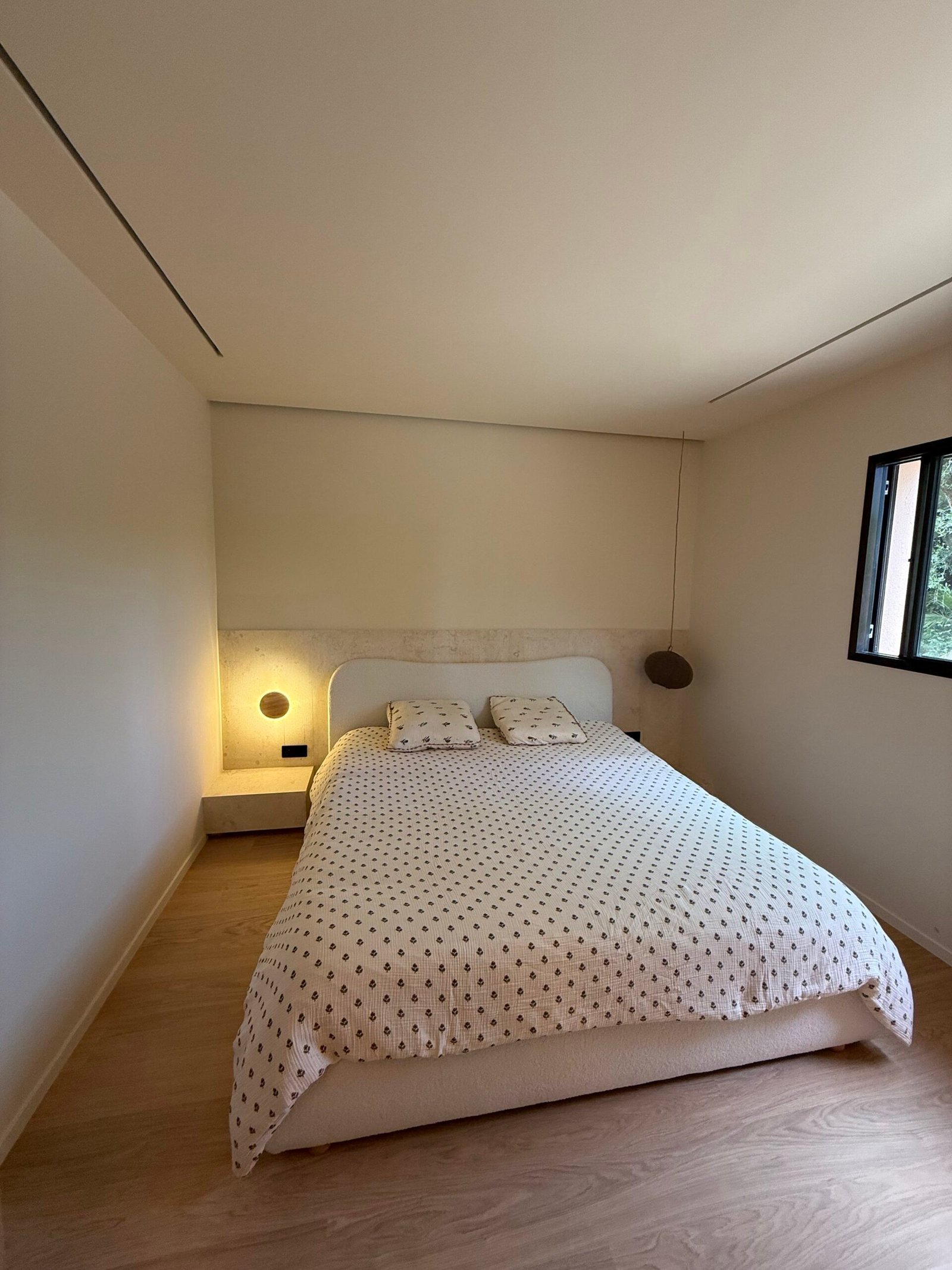 Peinture intérieure sur enduit Mougins - Sud Artiste Rénovation