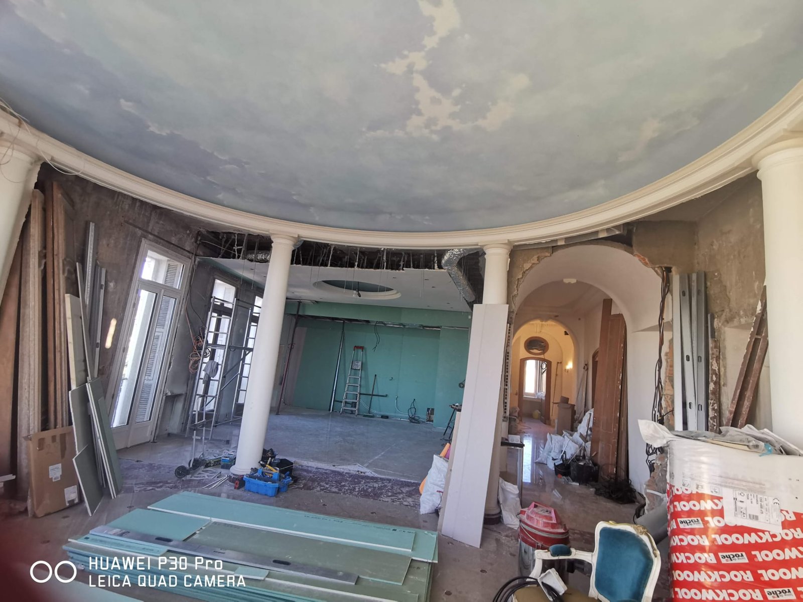 Artisan Peintre Façade Mougins - Sud Artiste Rénovation