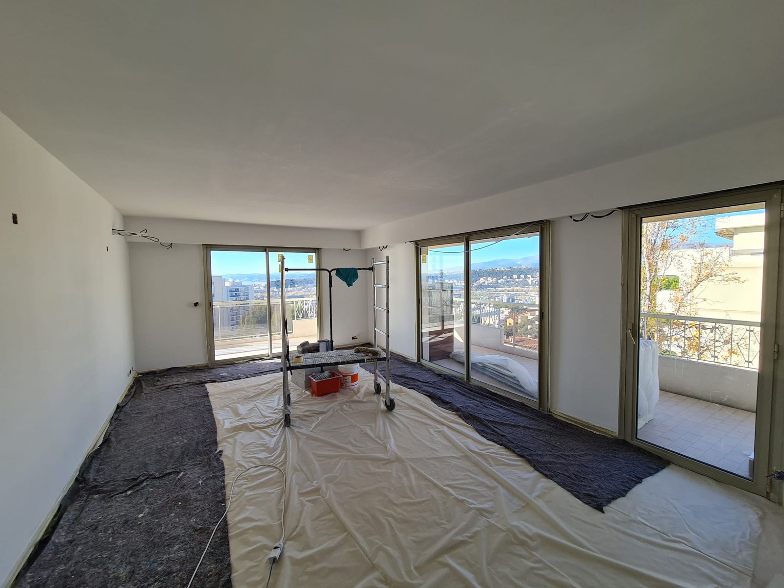 Peinture intérieure haut de gamme Mougins - Sud Artiste Rénovation