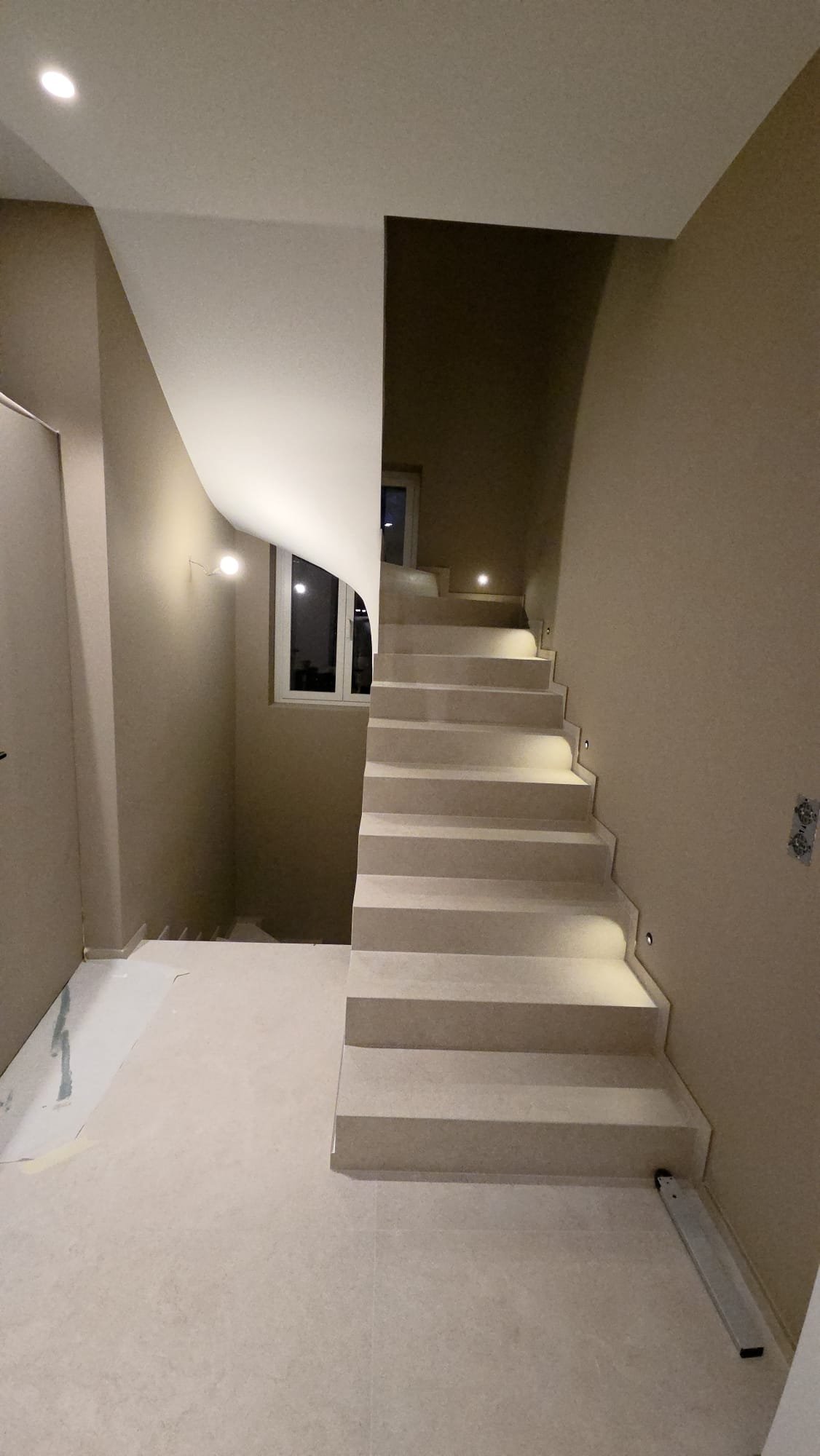 Pose De Carreaux De Plâtre - Sud Artiste Rénovation