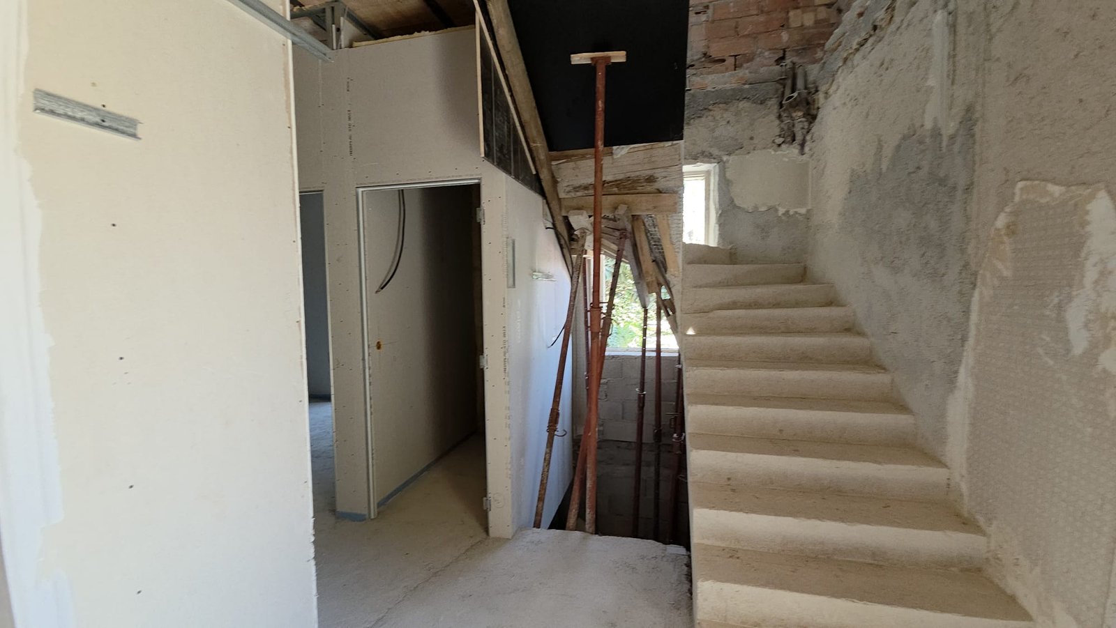 Peintre spécialisé en tadelakt Mougins - Sud Artiste Rénovation