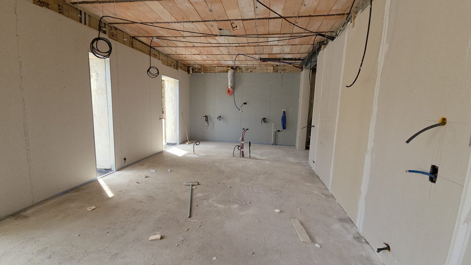 Artisan peinture beton cire Mougins - Sud Artiste Rénovation